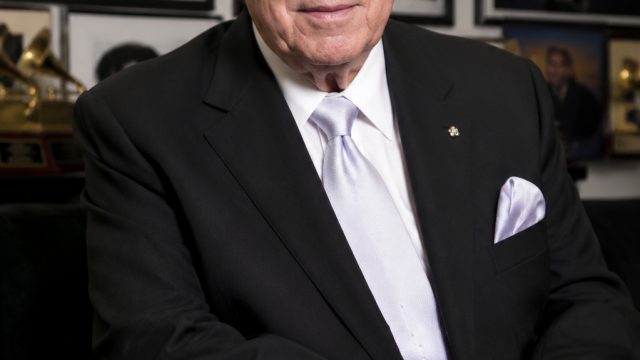 Remembering Clive Davis: A Legacy That Reshaped the Music Industry