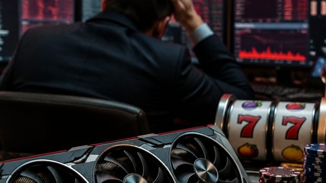 Market Struggles: Tech Stocks Decline, Impacting Global Indices