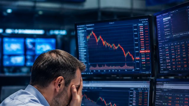 European Tech Stocks Slip as AI Investment Enthusiasm Wanes