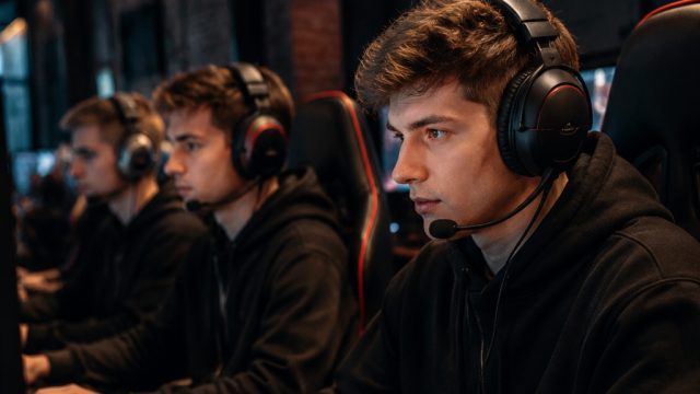 Experience the Thrill of Competitive Gam