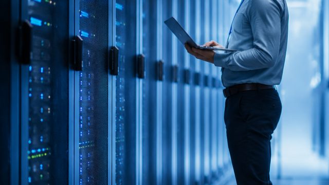 Arista Networks Reports Strong Q1 2026 R