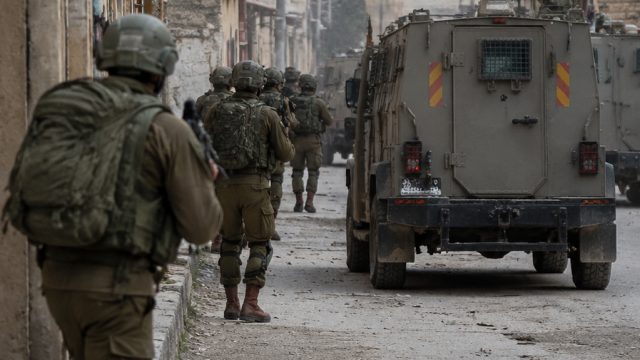 Escalating Tensions: Israeli Forces Inte